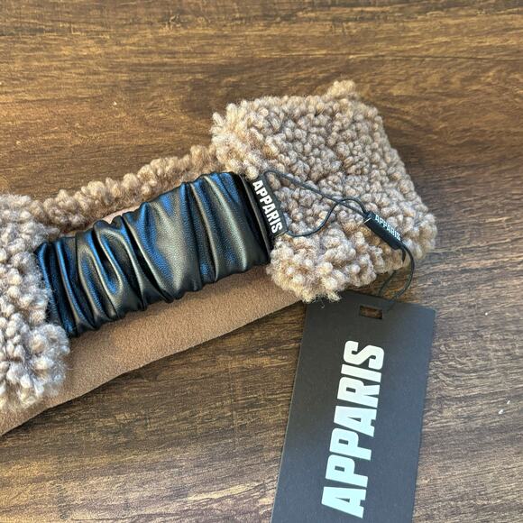 Apparis Tan Sherpa Headband - Picture 5 of 5